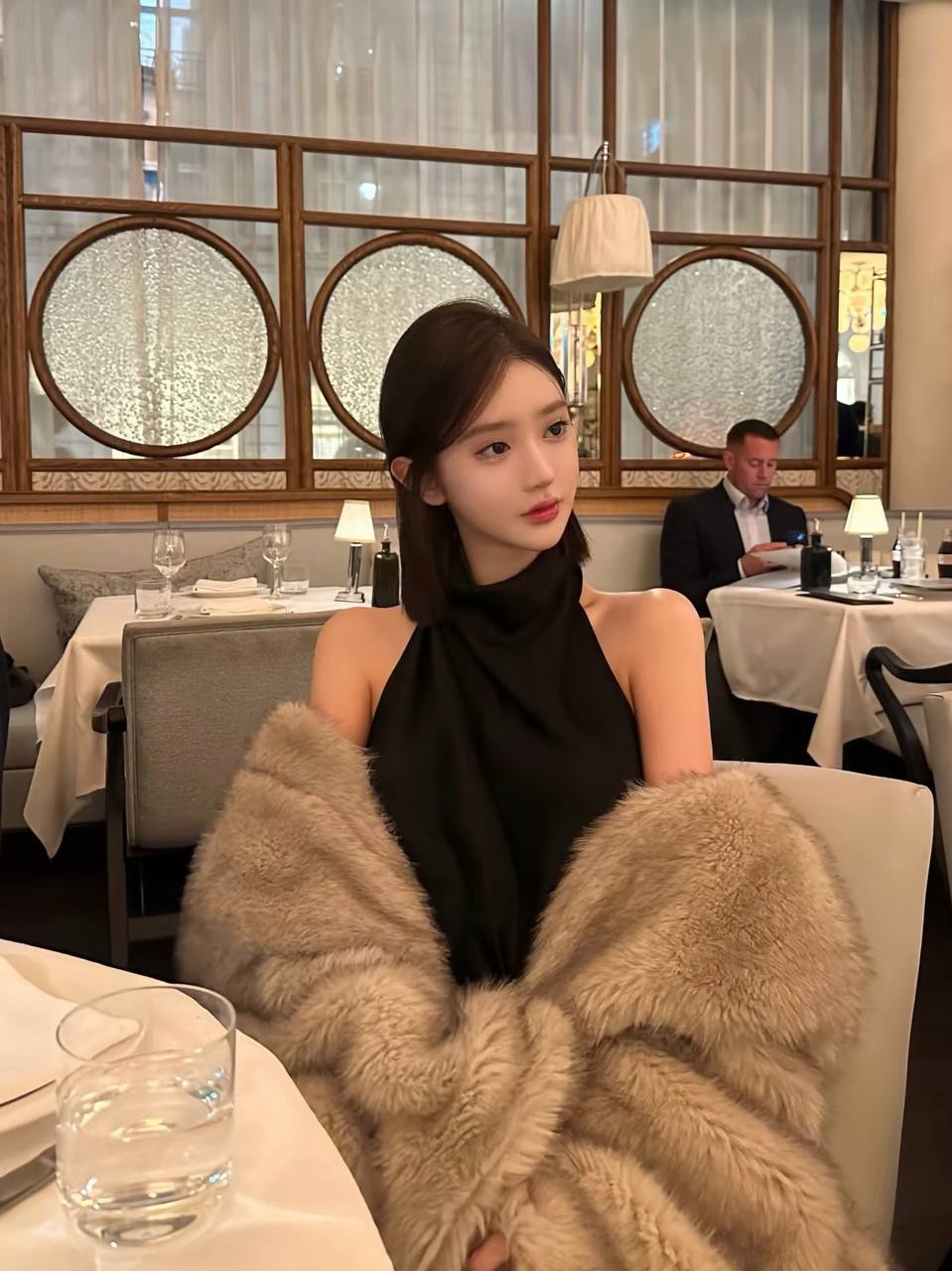 上海外围女鲜花上门