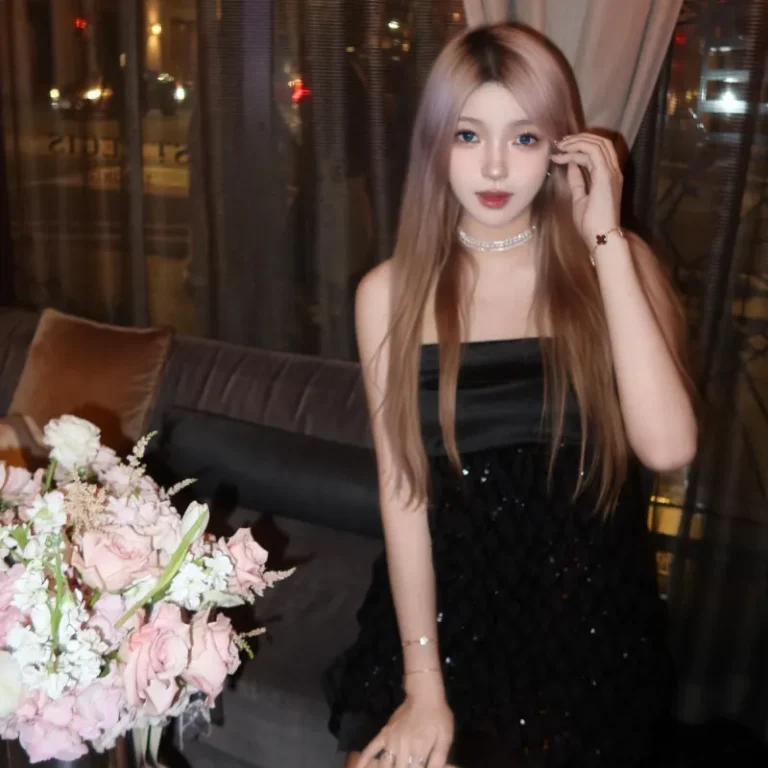 清纯甜美女妃